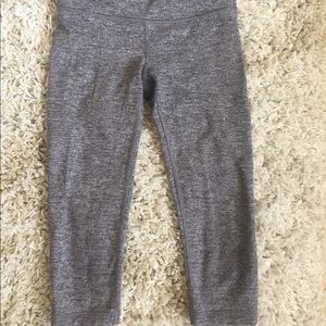 ivivva grey crops!